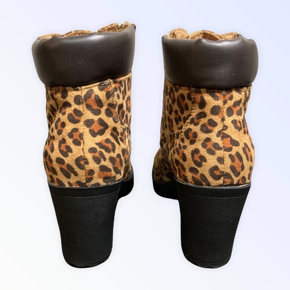 Leopard Print Ankle Boots Size 8.5 - Picture 5 of 5